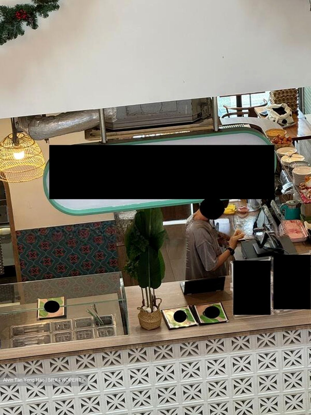 Commonwealth Drive (D3), Retail #520754511